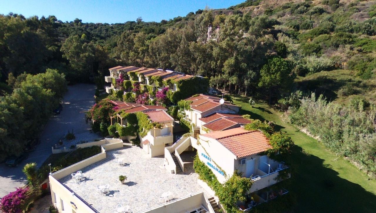 ספרטיה Panas Hotel מראה חיצוני תמונה
