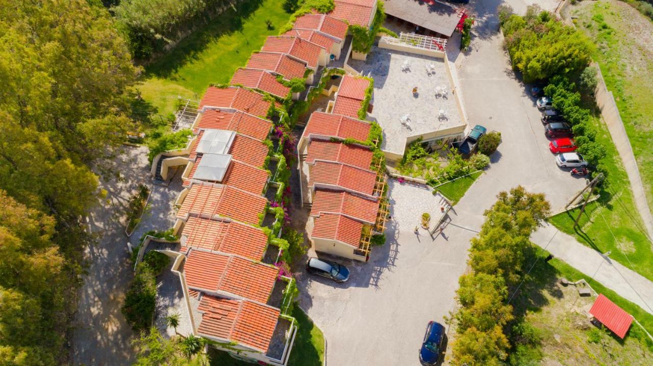 ספרטיה Panas Hotel מראה חיצוני תמונה